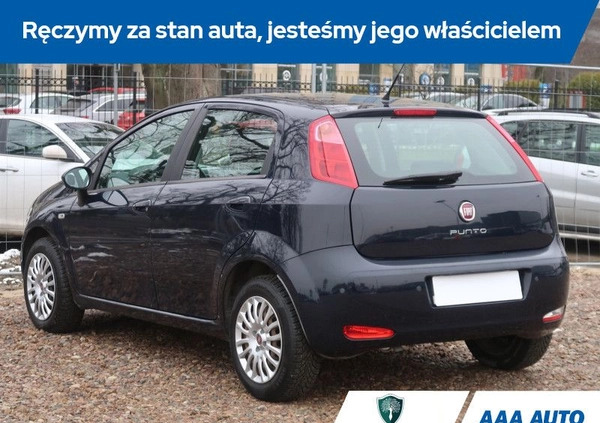 Fiat Punto 2012 cena 27000 przebieg: 127486, rok produkcji 2015 z Dobrzany małe 191